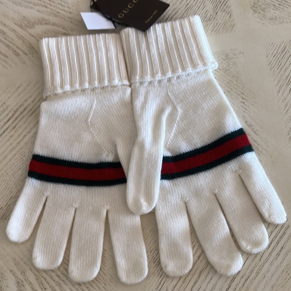 GUCCI GLOVES - Picture 2 of 4